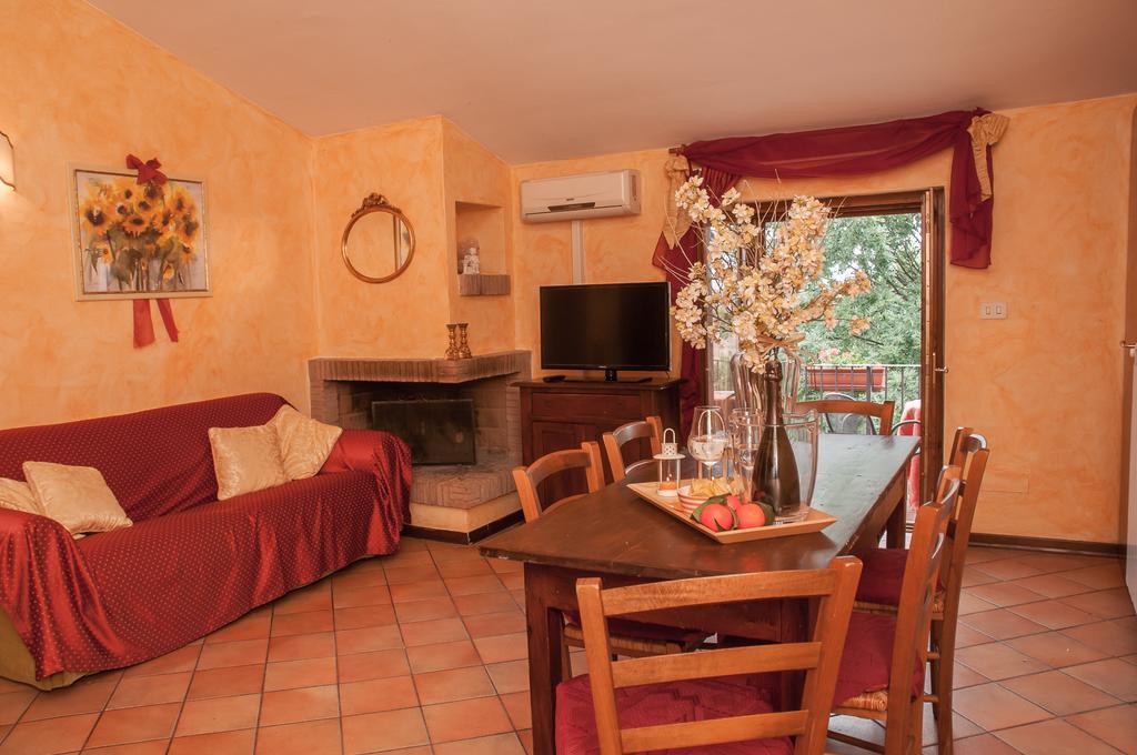 Residenza Il Palazzo Apartment Castiglione del Lago Room photo